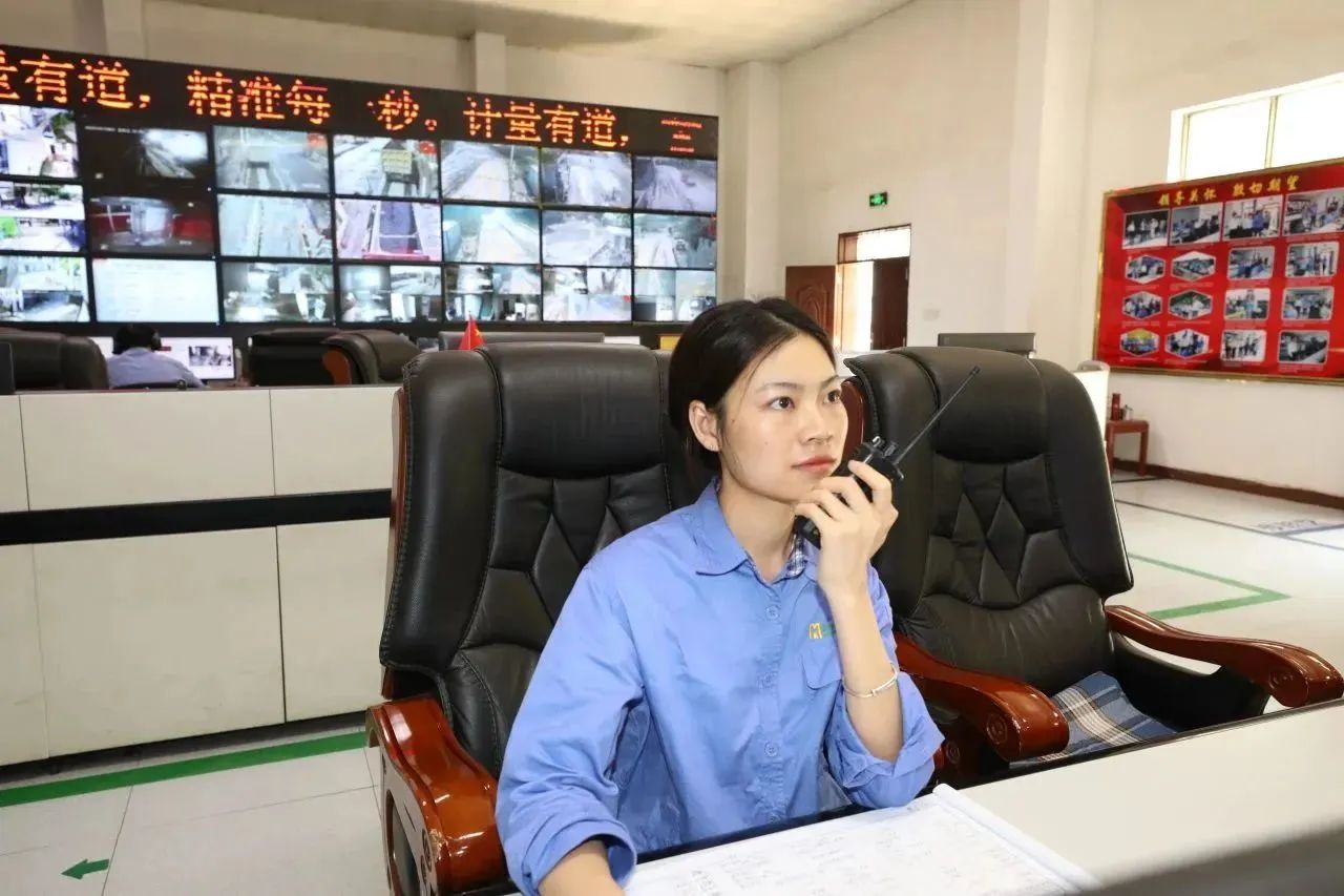 致敬“她”力量 华体会平台开展“国际妇女节”系列活动3_20240309154103.jpg