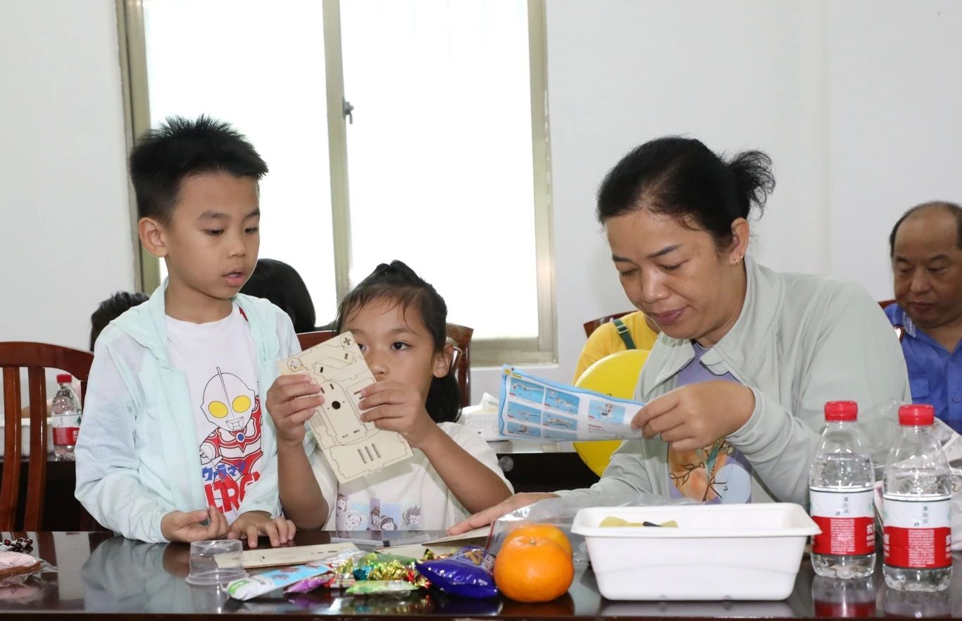 和谐家园 共享快乐   华体会平台开展“515复星家庭日”活动5.jpg